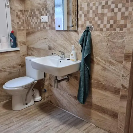 Apartman 1 Hradna 9 Nove Zamky Exterior photo